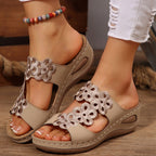 Damen Wedge-Sandalen mit floralem Design und komfortabler Fußbettung R&B