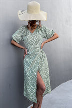 Damen Wickelkleid mit eleganten Puffärmeln und modernem Muster R&B