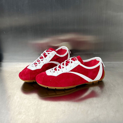 Damen Sportliche Sneakers aus hochwertigem Wildleder mit innovativer Sohlenkonstruktion R&B
