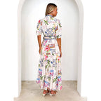 Damen Maxikleid mit buntem floralem Druck und einem eleganten Gürtel R&B