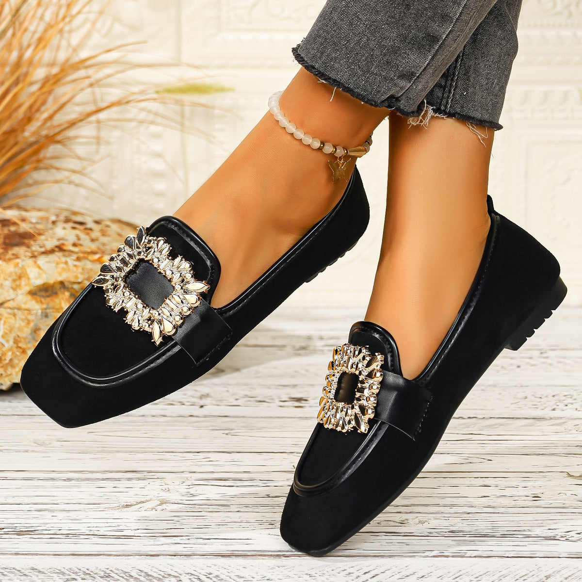Damen elegante Ballerinas mit geschmackvollem Tiermuster und funkelndem Schmuckdetail R&B