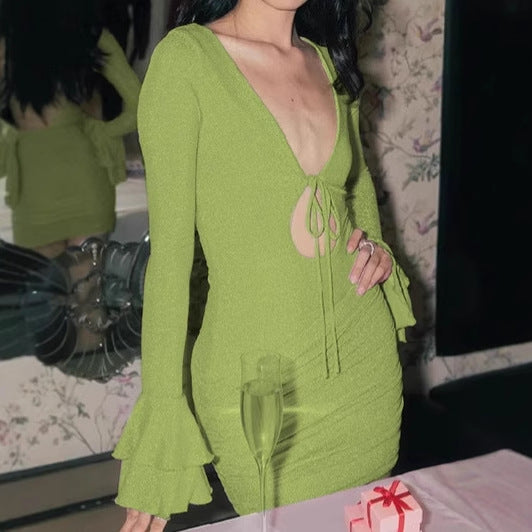 Damen Figurbetontes Minikleid mit Schnürungsdetails und Rüschensäumen R&B