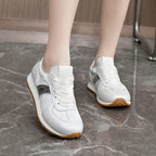 Damen sportliche Sneakers mit glänzenden Akzentdetails und atmungsaktiver Obermaterialstruktur R&B