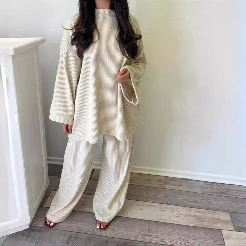 Damen Bequemes und stylisches Lounge-Set aus Rippstrick R&B