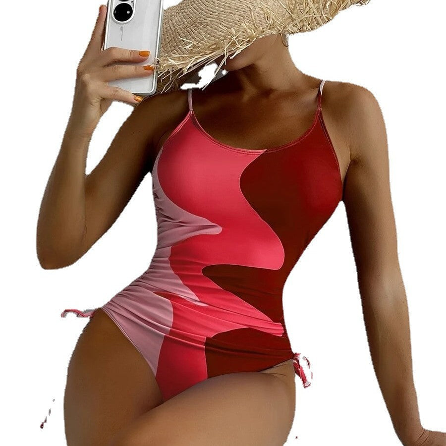 Damen Einteiler-Badeanzug mit verspielten Cut-Outs und floralem Design R&B