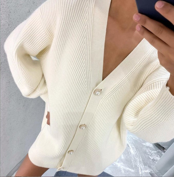 Damen Übergroße Strickjacke mit tiefem V-Ausschnitt und eleganten Knöpfen R&B