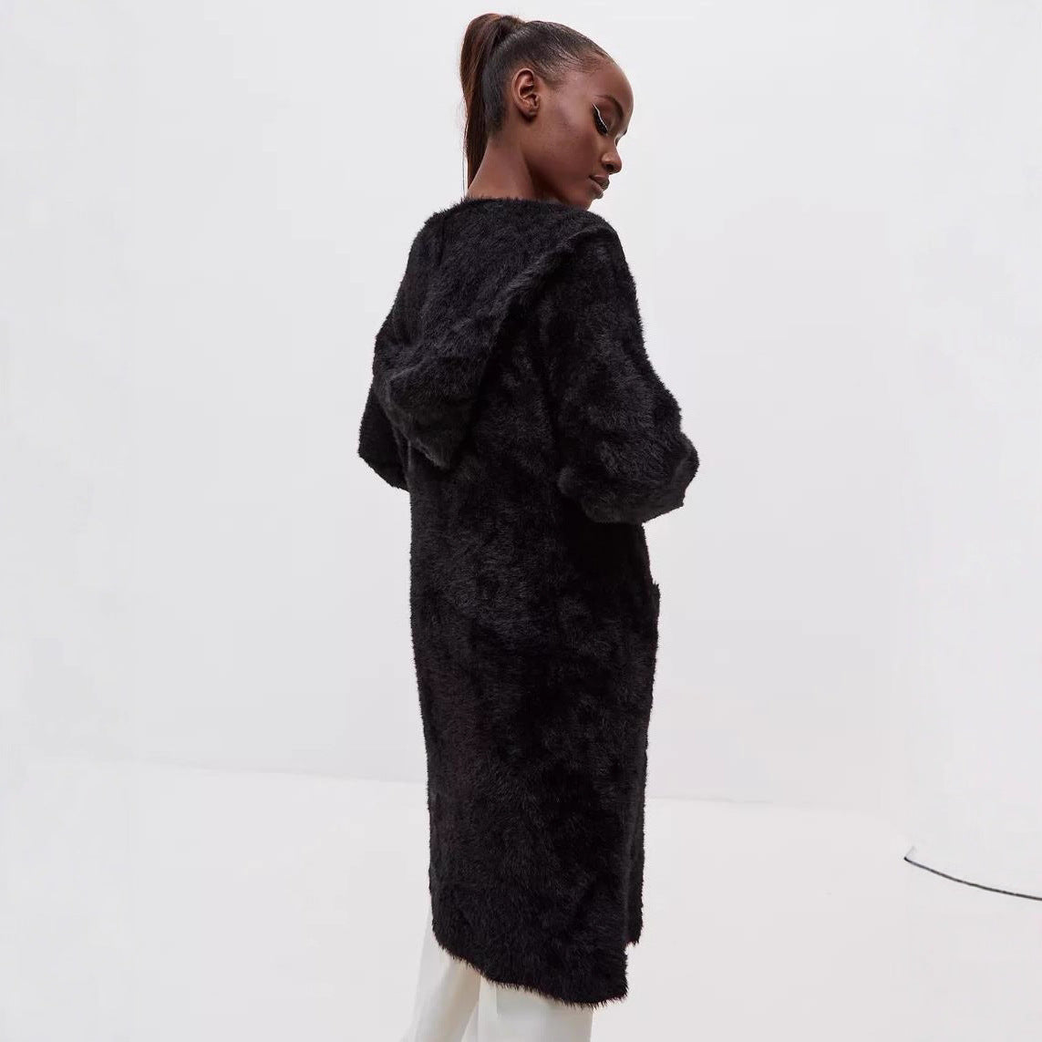 Damen Kapuzen-Strickmantel mit luxuriösem Flauschteil R&B