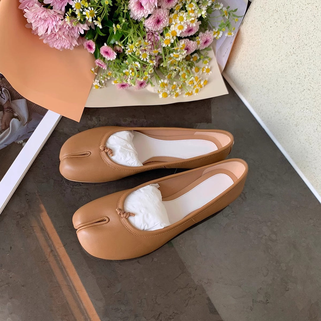 Damen Ballerinas mit glänzender Oberflächenstruktur und zierlicher Schleifenverzierung R&B