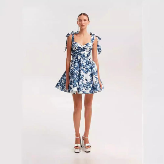 Damen Verspieltes Minikleid mit floralem Design und raffinierten Trägern R&B