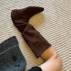 Damen Stiefel mit modischer Raffung und spitz zulaufender Zehenpartie R&B