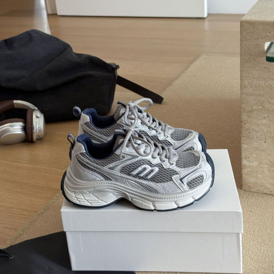 Damen Sportliche Sneaker mit atmungsaktiver Oberflächenstruktur und stoßdämpfendem Komfort R&B