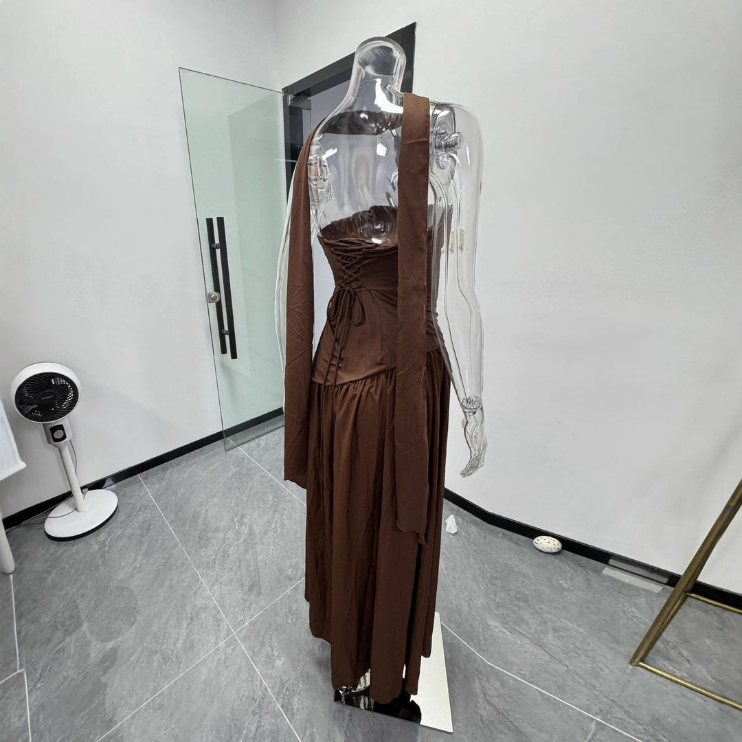Damen Raffiniertes Maxi-Kleid mit asymmetrischem Oberteil und hohem Schnitt R&B