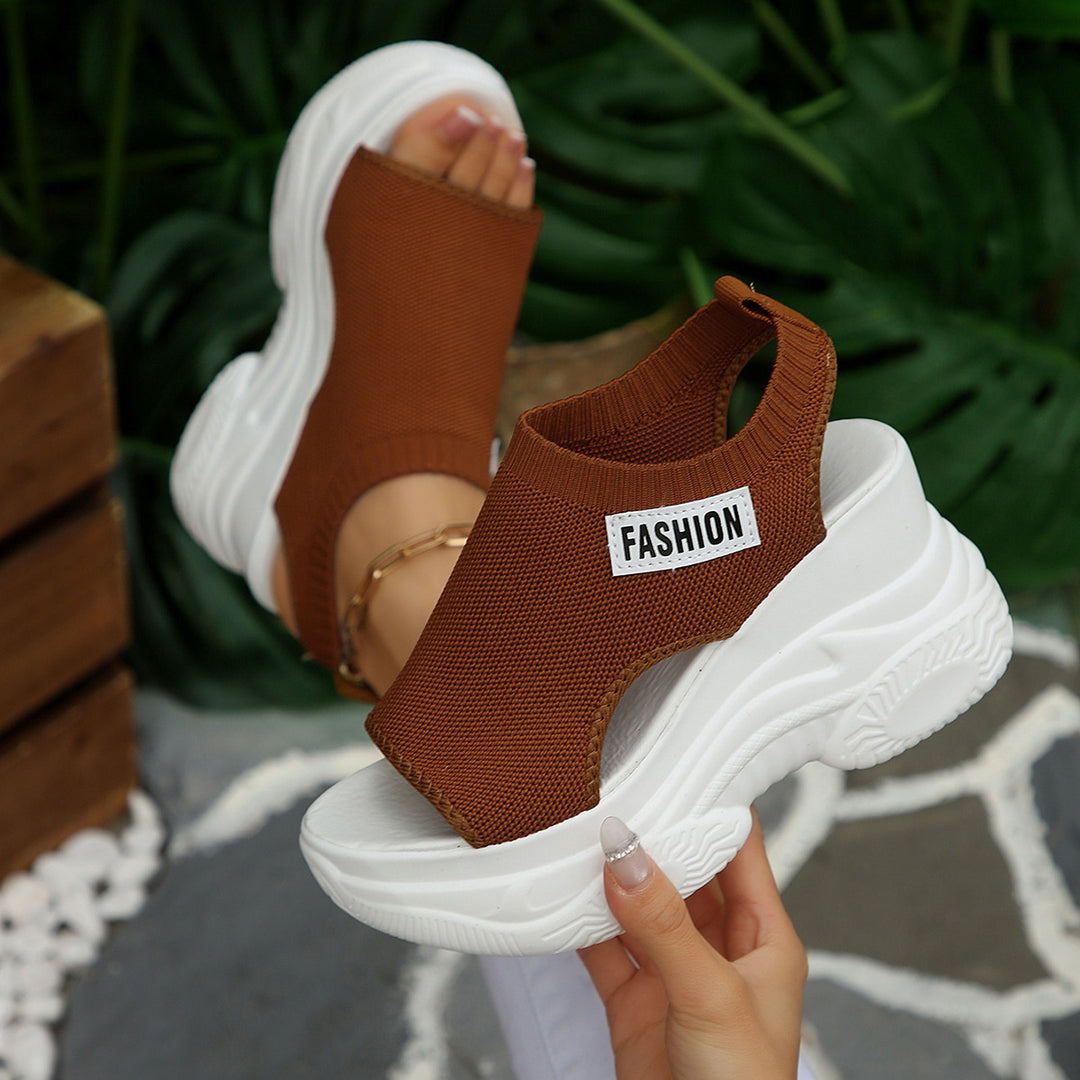Damen Komfortable und modische Riemchen-Sandalen mit Plateau-Rand R&B