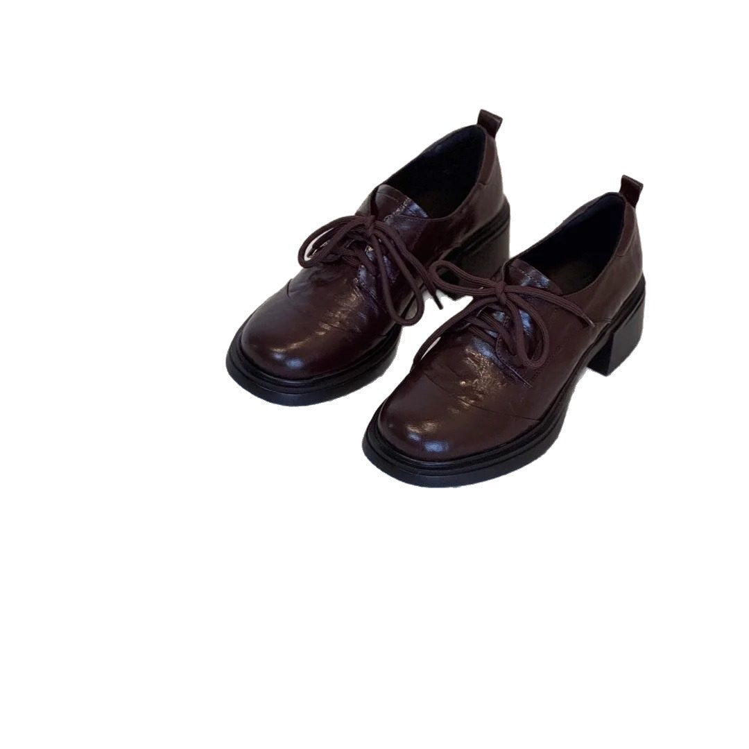 Damen Elegante Schnürschuhe mit modernem Blockabsatz und glänzender Oberfläche