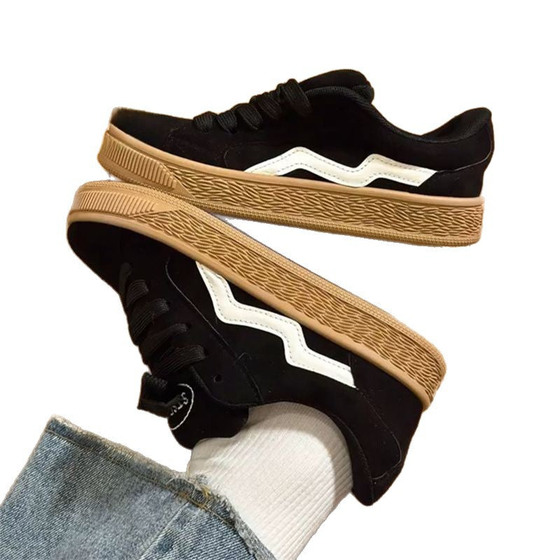 Damen modische Sneakers mit weicher Sohle und sportlichem Design