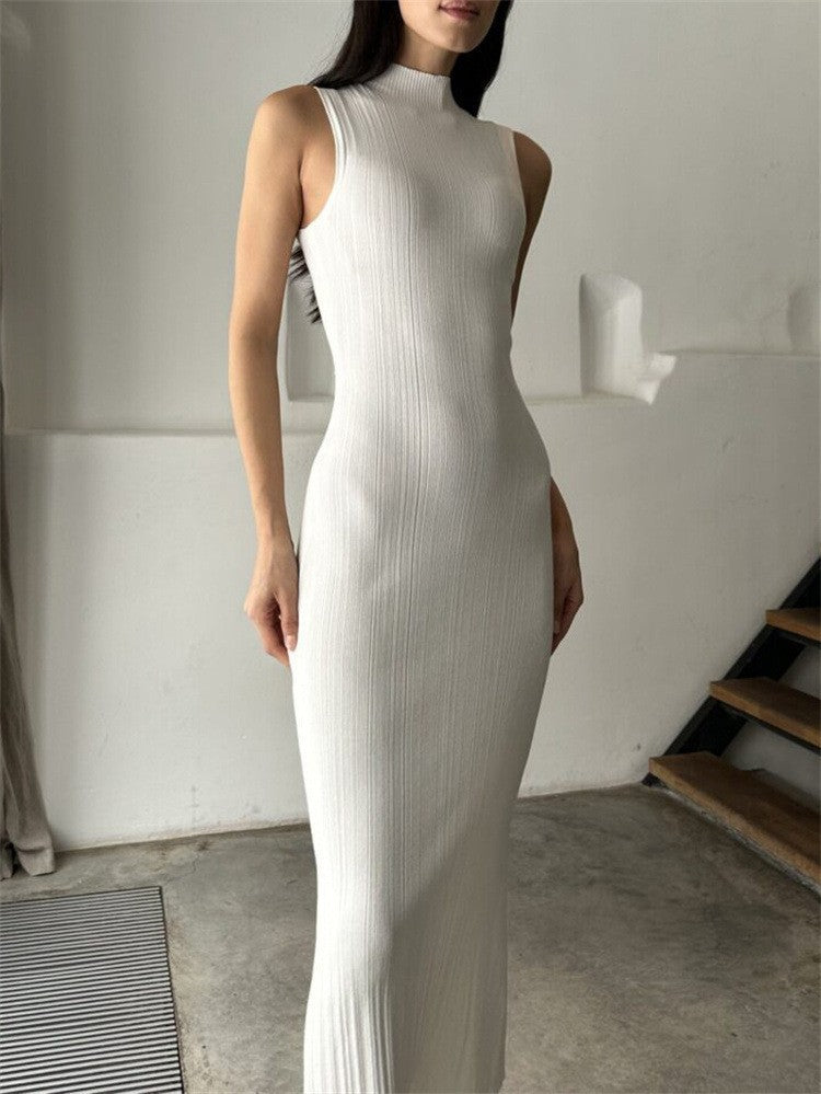 Damen Körperbetontes Strickkleid mit hohem Kragen und eleganten Rippdetails R&B