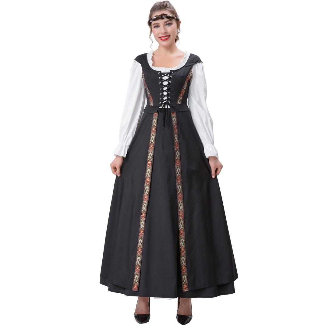 Damen Trachtenkleid mit kunstvollen Verzierungen und romantischem Schnitt R&B