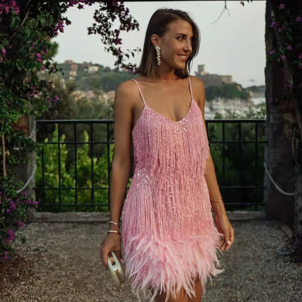 Damen Glitzerndes Abendkleid mit Federn und schimmernden Akzenten R&B