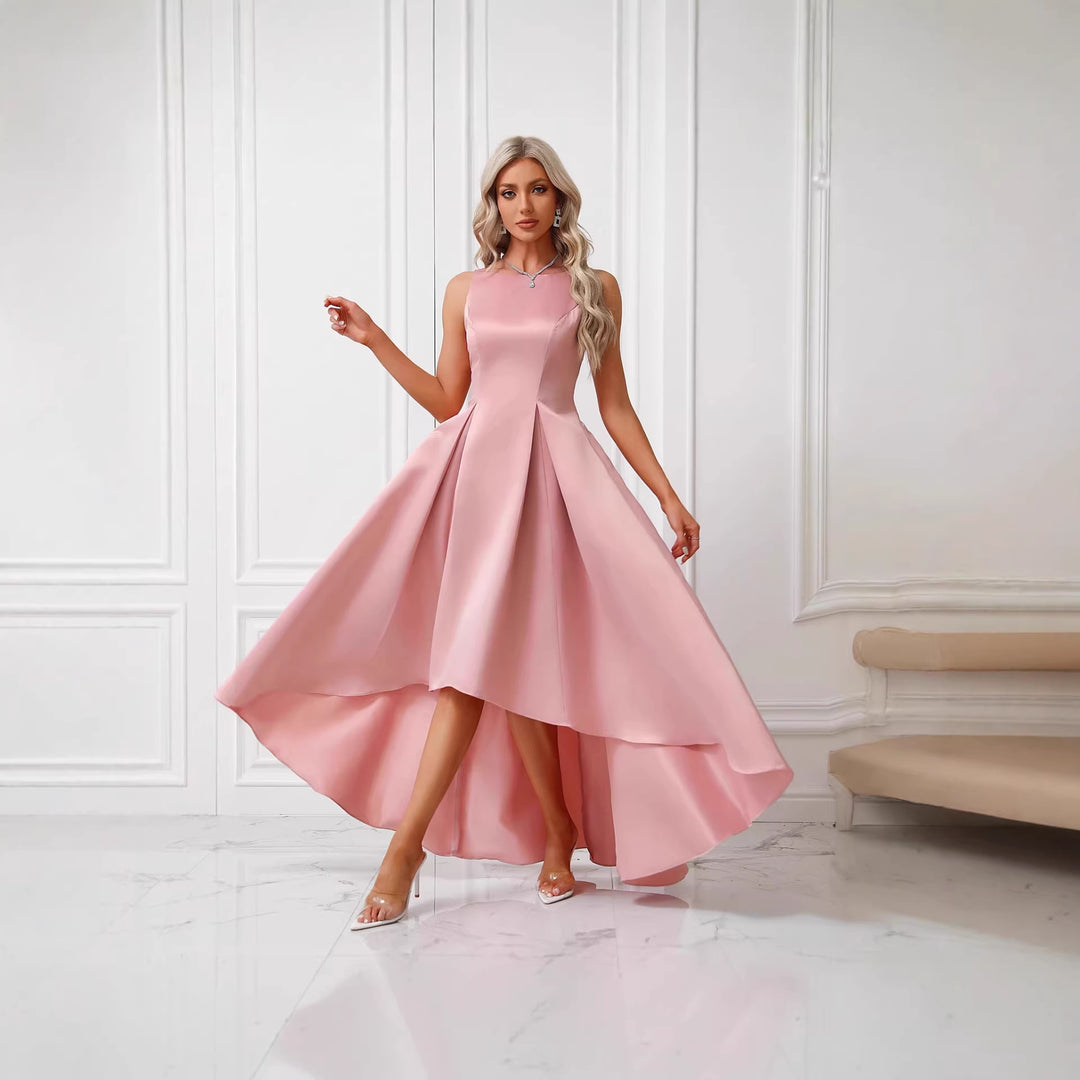 Damen Elegantes Abendkleid mit asymmetrischem Schnitt und raffinierten Falten R&B