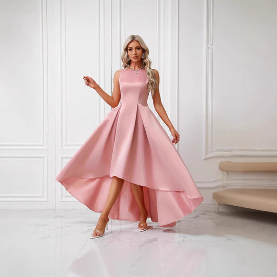 Damen Elegantes Abendkleid mit asymmetrischem Schnitt und raffinierten Falten R&B