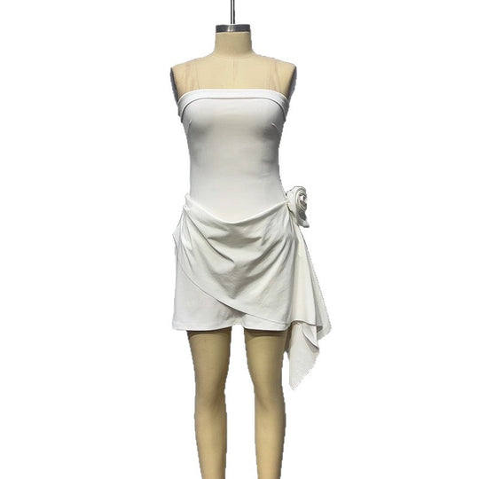 Damen Wickelkleid mit trägerlosem Design und dekorativem Blumen-Detail R&B