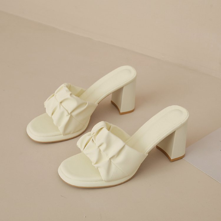 Damen elegante Blockabsatz-Sandalen mit modischem Rüschendesign R&B