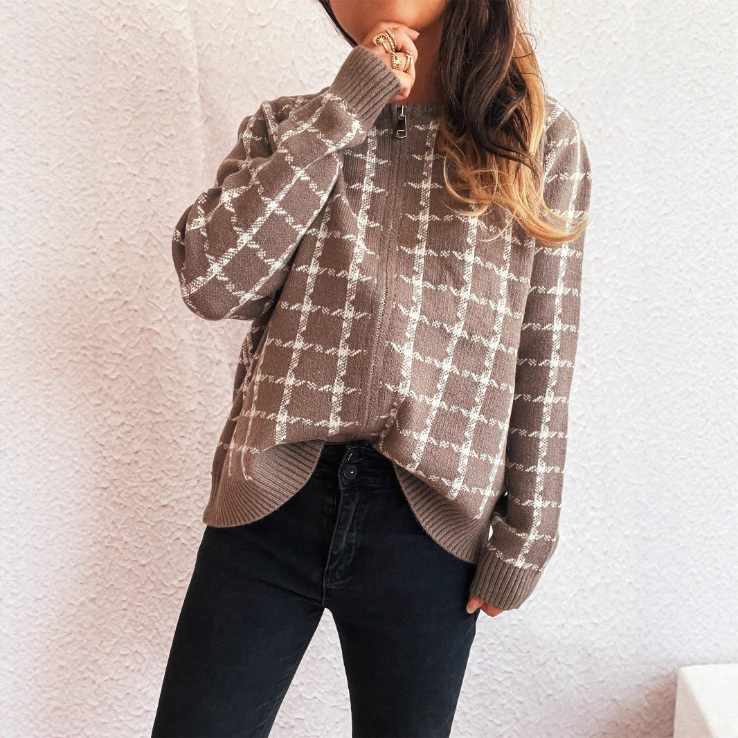 Damen Strickjacke mit modernem Karomuster und praktischen Taschen R&B