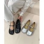 Damen Ballerinas mit schimmerndem Effekt und elegantem Riemen