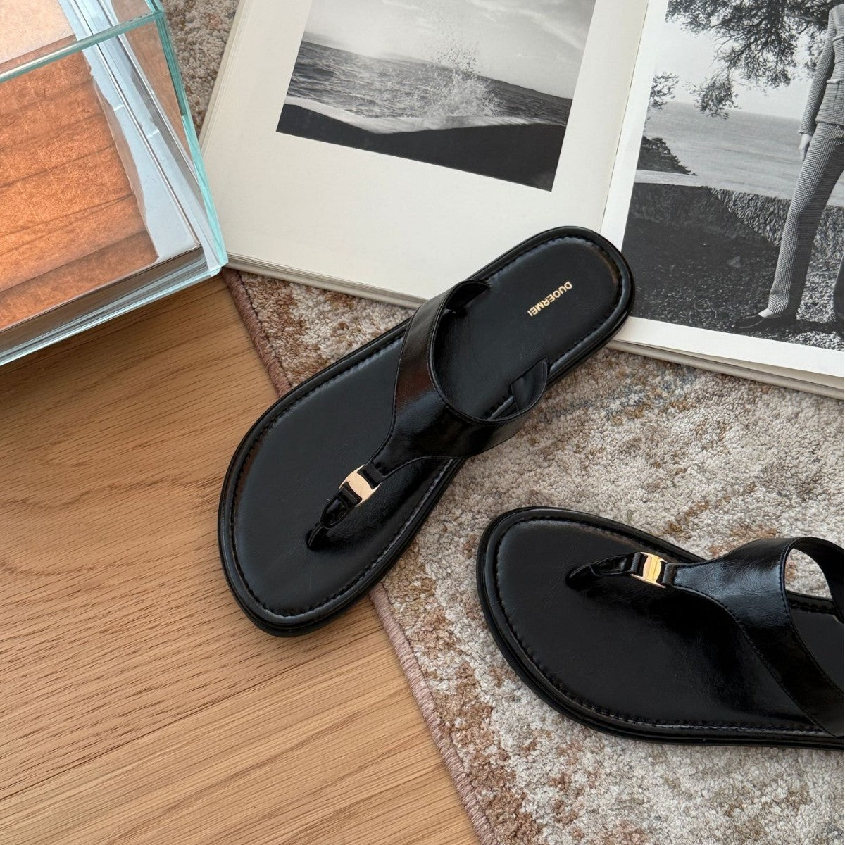 Damen Badesandalen mit modischem Riemendesign und komfortablem Fußbett R&B