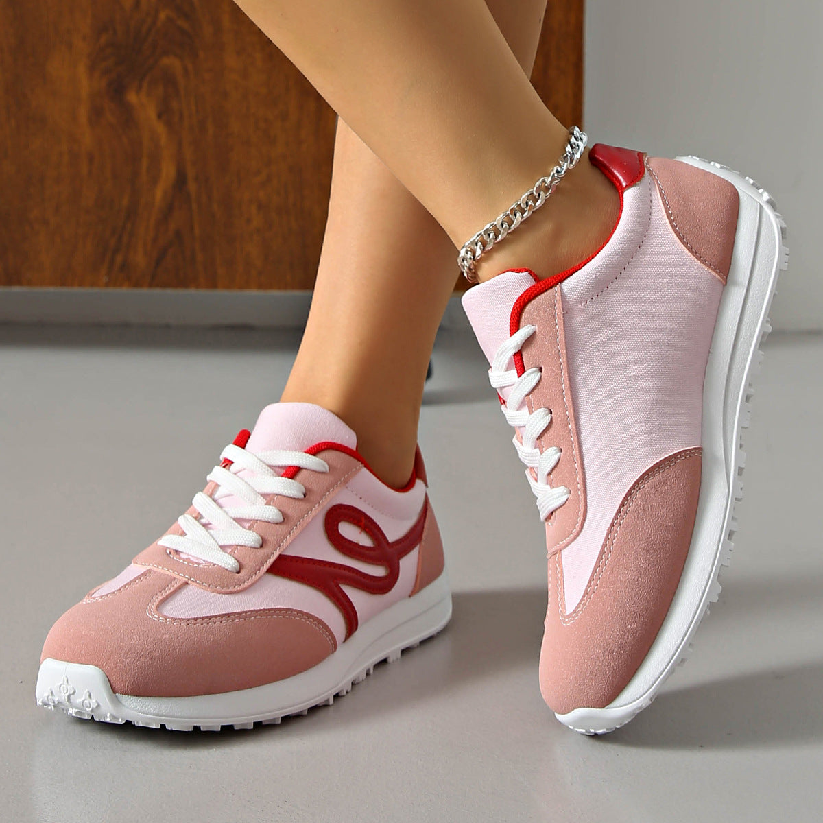 Damen Sportliche Sneakers mit atmungsaktiver Oberflächenstruktur und bequemer Dämpfung R&B