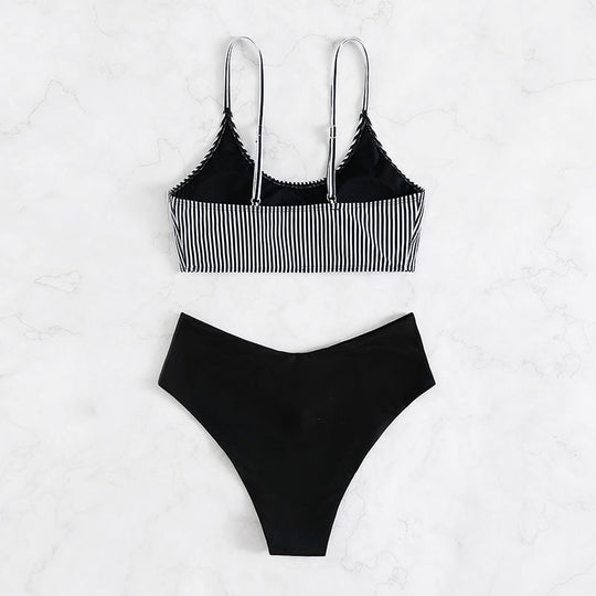 Damen Bikini-Set mit lässigem Streifenoberteil und hochgeschnittenem Slip R&B