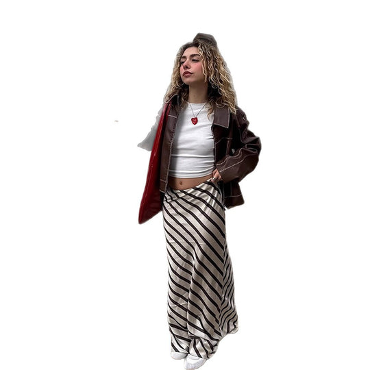 Damen cropped Kunstlederjacke mit feinen Nähten und weitem Schnitt R&B