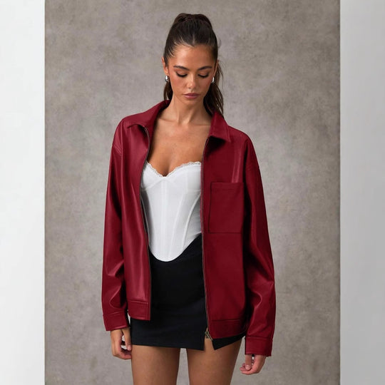 Damen Kunstlederjacke mit oversized Schnitt und praktischer Brusttasche R&B
