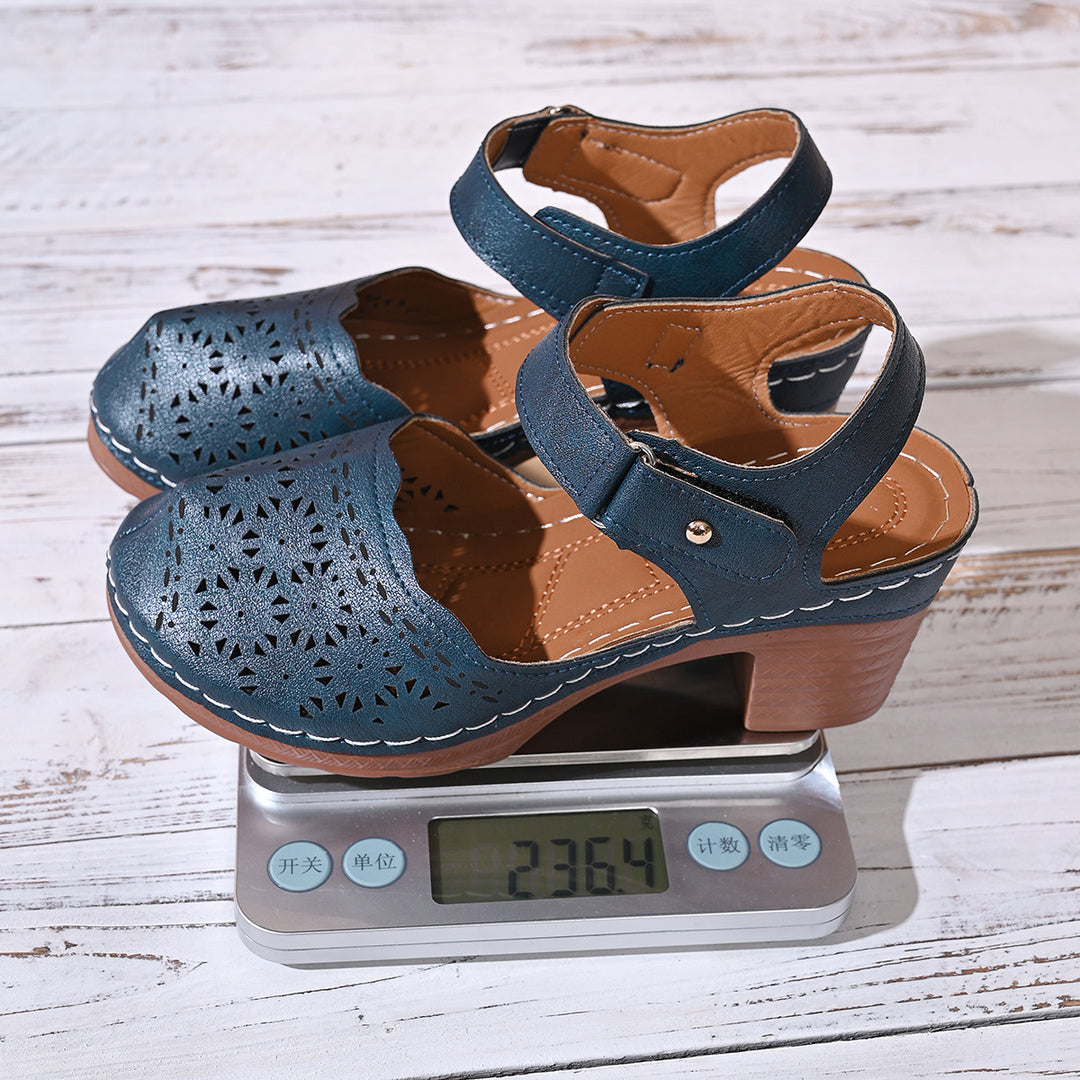 Damen Clogs mit floralen Perforationen und Komfort-Fersenriemen R&B
