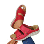 Damen modische Wedge-Sandalen mit geschlossenen Riemen und atmungsaktivem Fußbett R&B