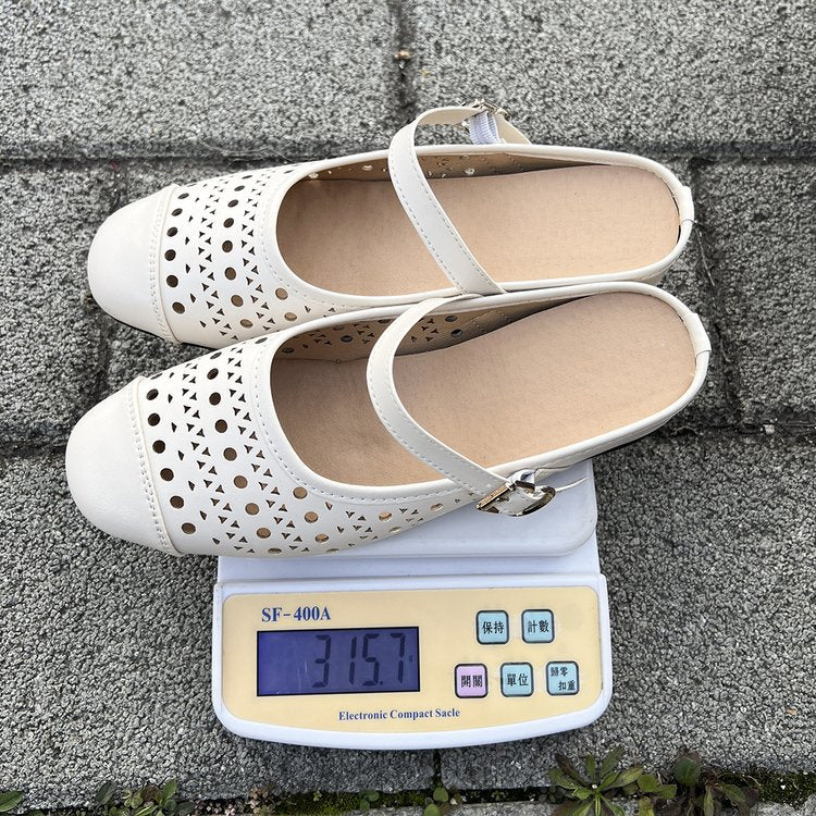 Damen Komfortable Slip-On Sandaletten mit perforierten Designs und verstellbarem Riemen R&B