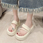 Damen Plateau-Sandalen mit funkelndem Schmuckdetail R&B