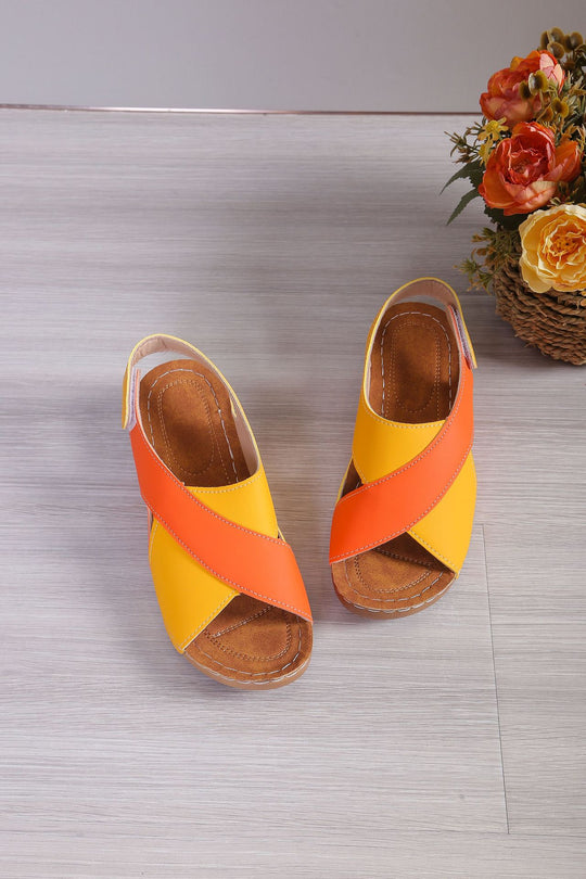 Damen modische Sandalen mit verstellbarem Riemen und anatomischem Fußbett R&B
