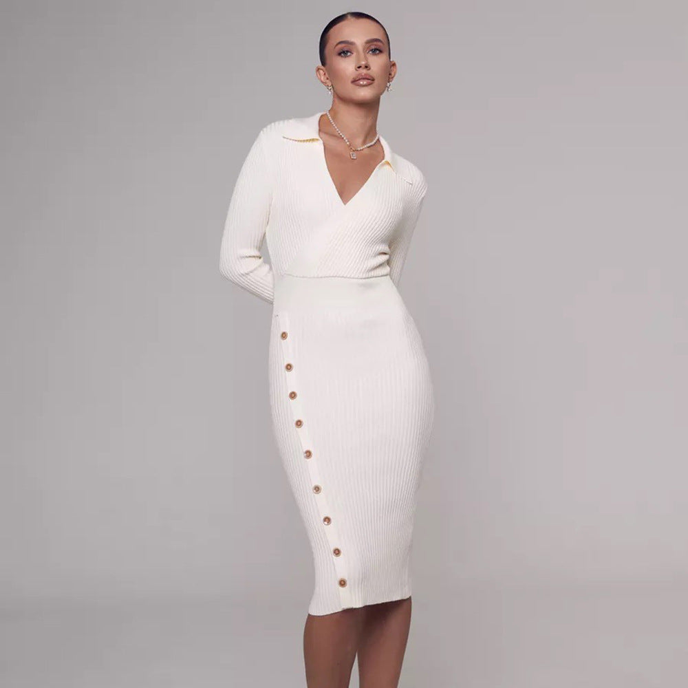 Damen Strickkleid mit elegantem Kragen und Knopfdetail