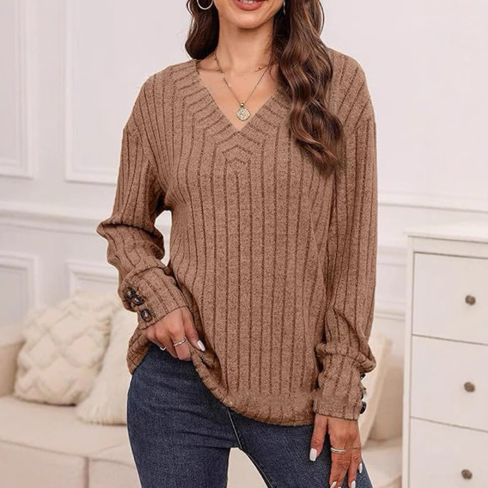 Damen Strickpullover mit V-Ausschnitt und dekorativen Knopfdetails