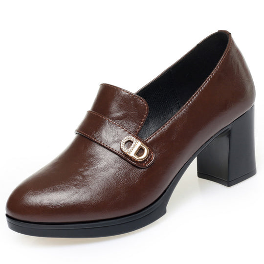 Damen elegante Pumps mit modischem Verschlussdetail R&B
