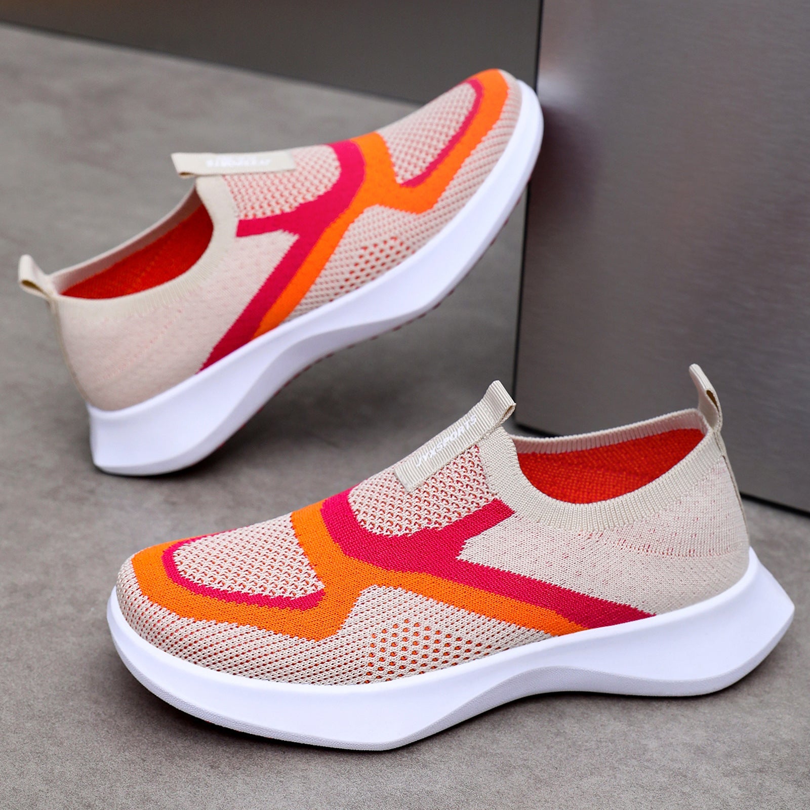 Damen Bequeme Slip-On Sneakers mit innovativem Strickdesign R&B