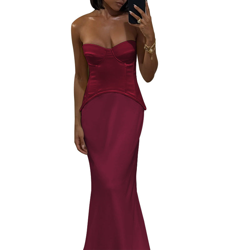Damen Elegantes Bodenkleid mit strategisch platzierten Schnürdetails R&B