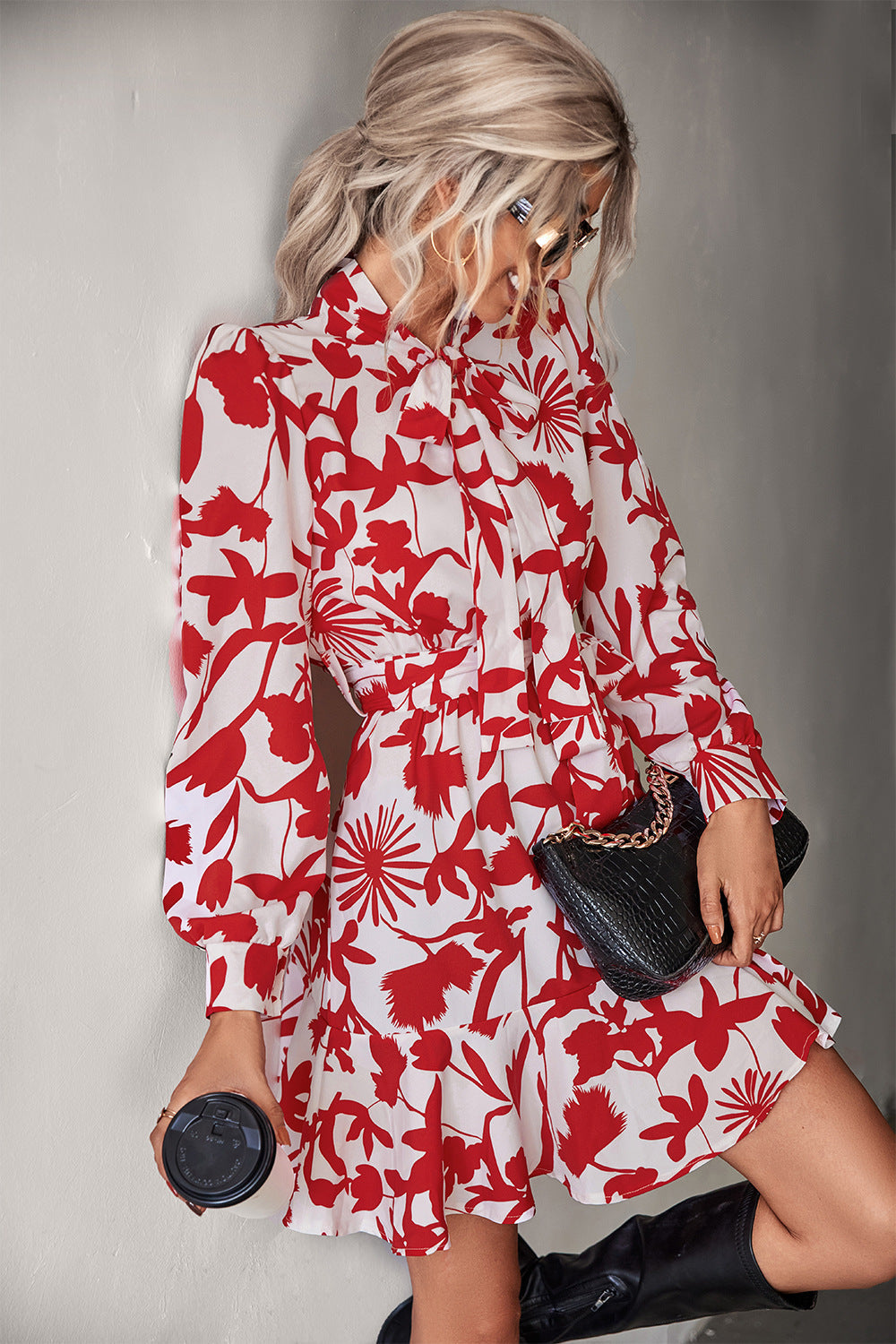 Damen Kleid mit hochgeschlossenem Kragen und modischem Blumendruck R&B