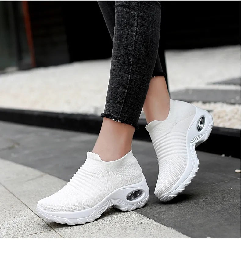 Damen Komfortable Sockensneaker mit atmungsaktivem Obermaterial R&B