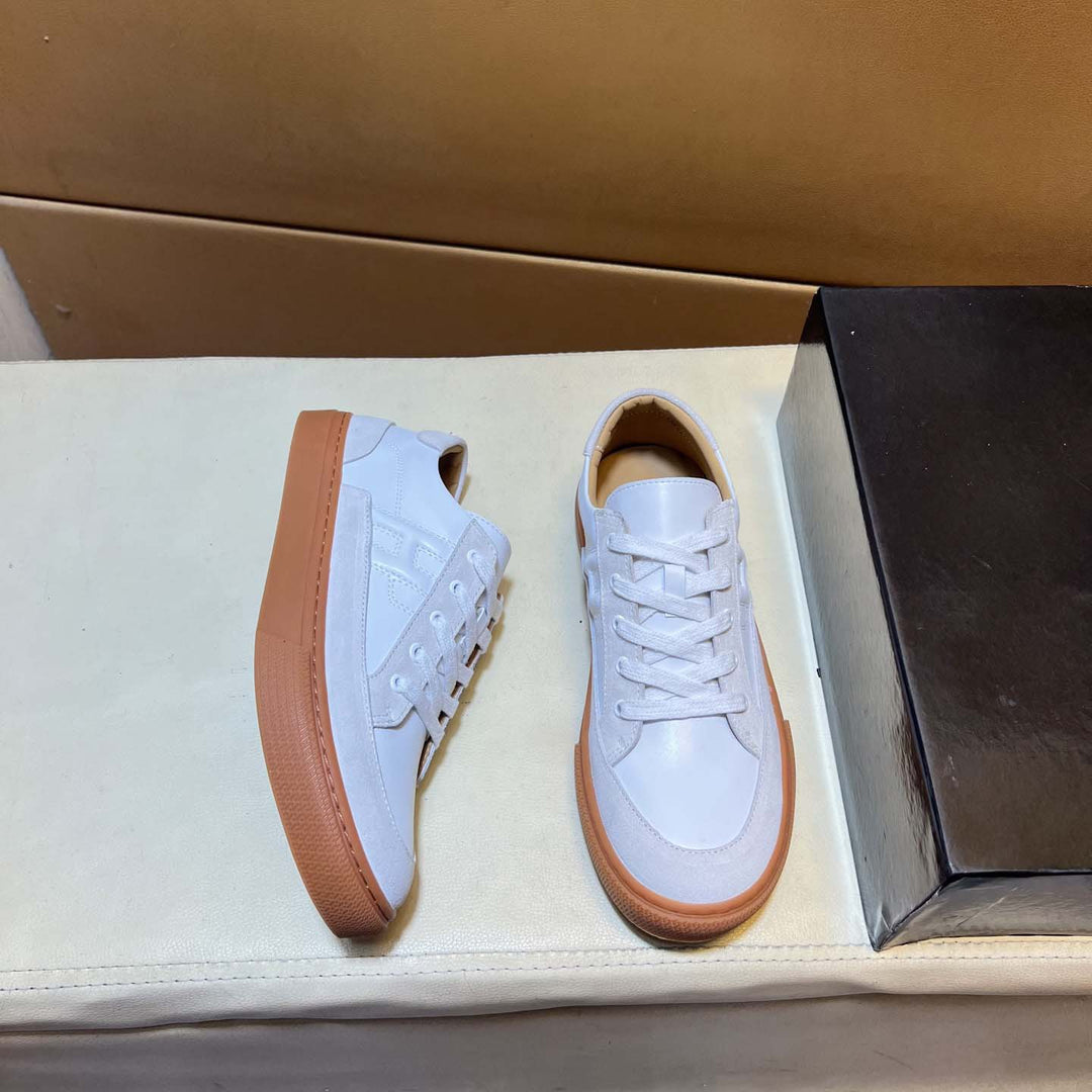 Damen Sportliche Sneakers mit rutschfester Gummisohle und atmungsaktiver Oberflächenstruktur R&B