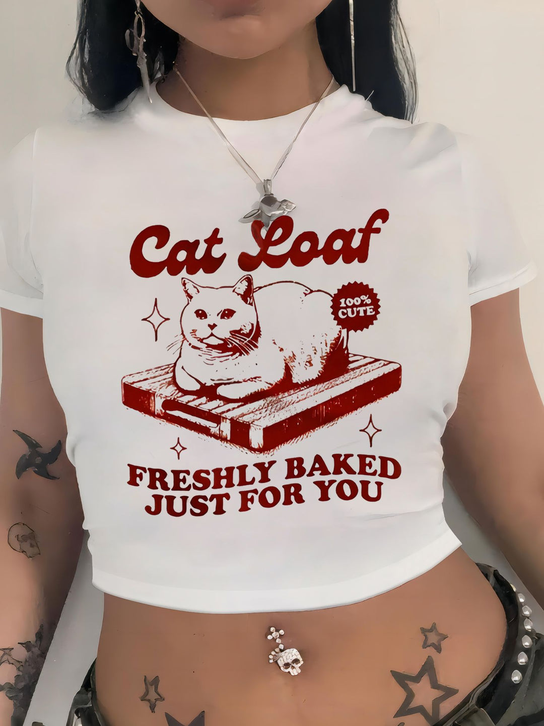 Damen T-Shirt mit künstlerischem Statement-Print und figurbetontem Schnitt R&B