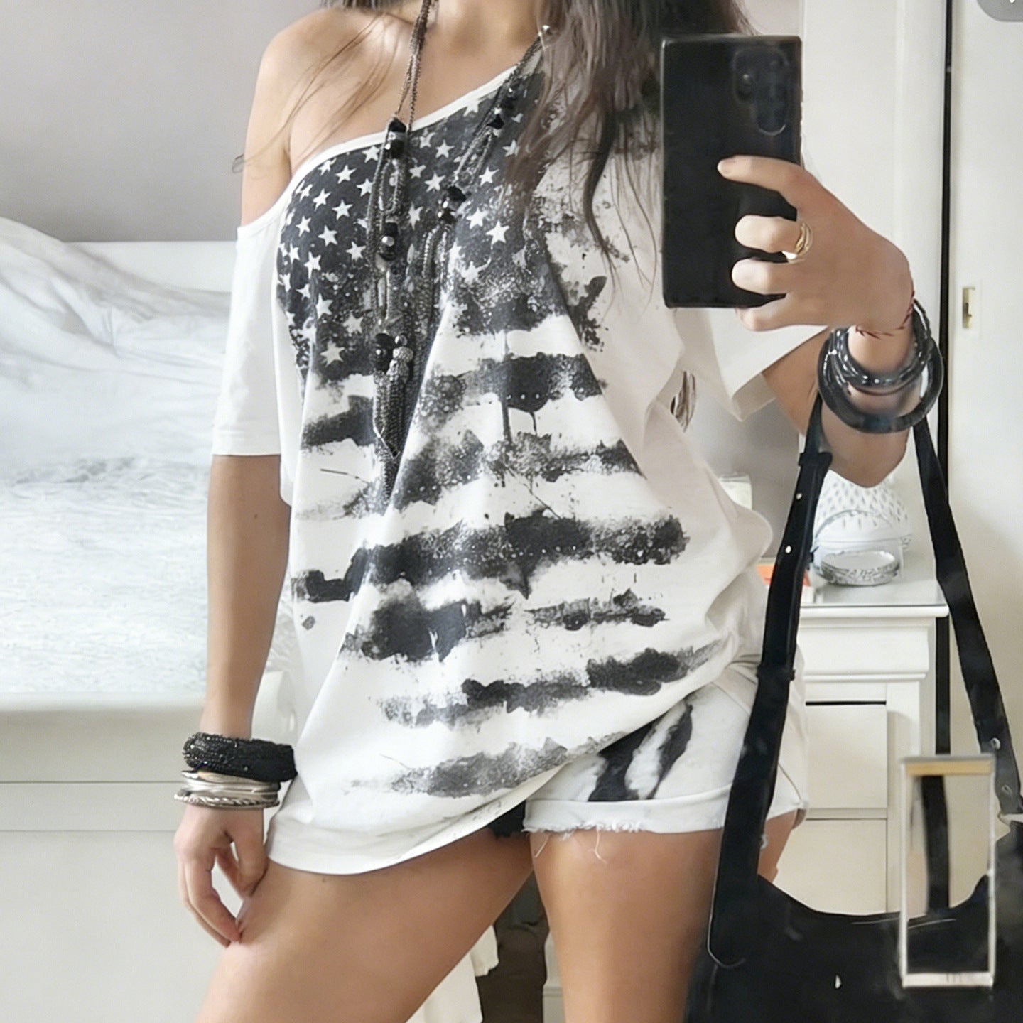 Damen Oversized T-Shirt mit asymmetrischem Schnitt und grafischem Sterneprint R&B