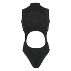 Damen Sportlicher Badeanzug mit hohem Kragen und raffiniertem Cut-Out R&B