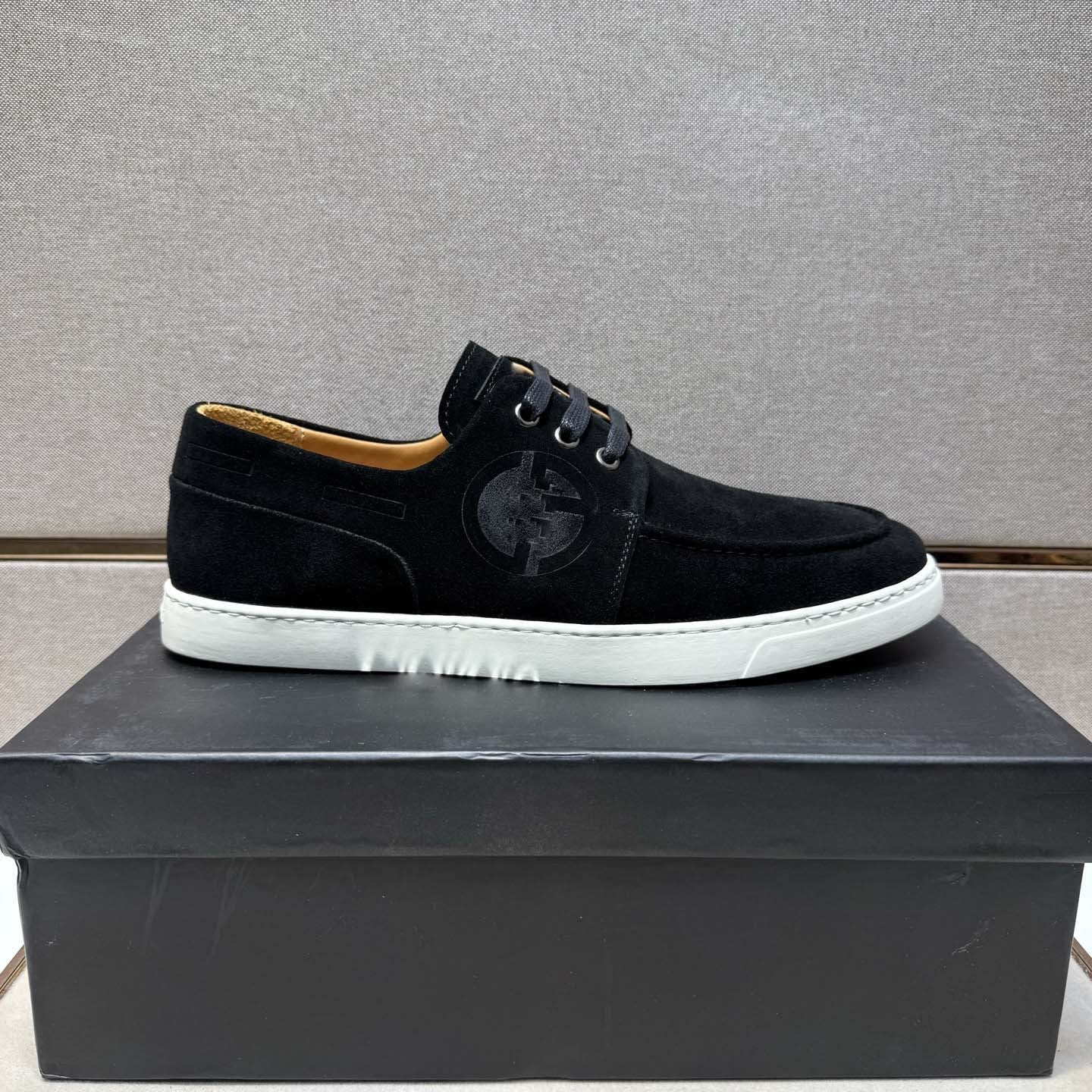 Damen Mokassin Sneakers aus weichem Wildleder mit rutschfester Sohle R&B